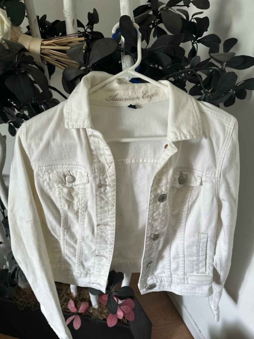 American Eagle Outfitters White Denim Jean Jacket